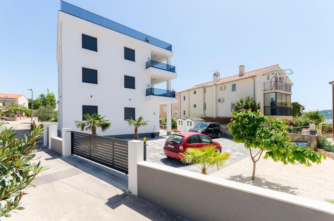 Apartments Villa Casia Srima Eksteriør billede