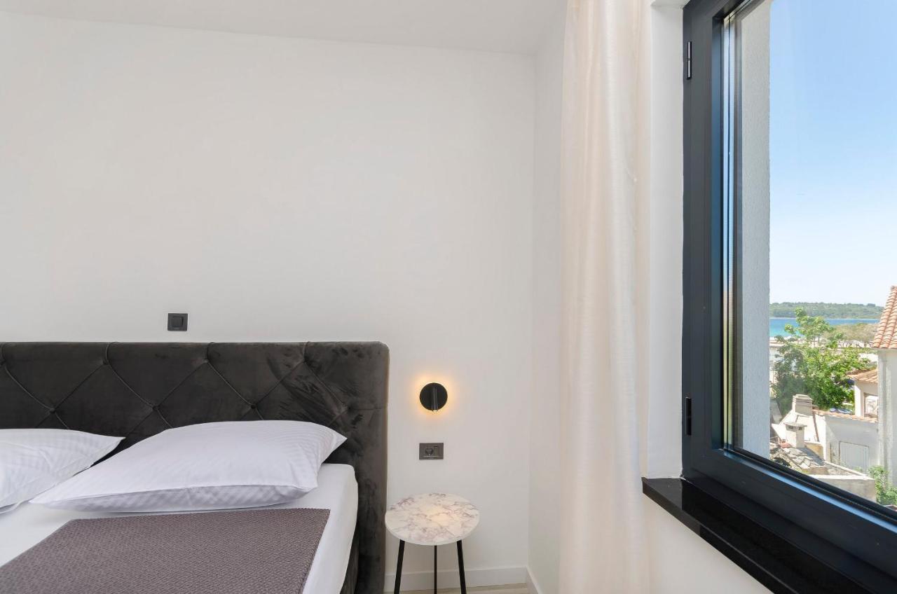 Apartments Villa Casia Srima Eksteriør billede