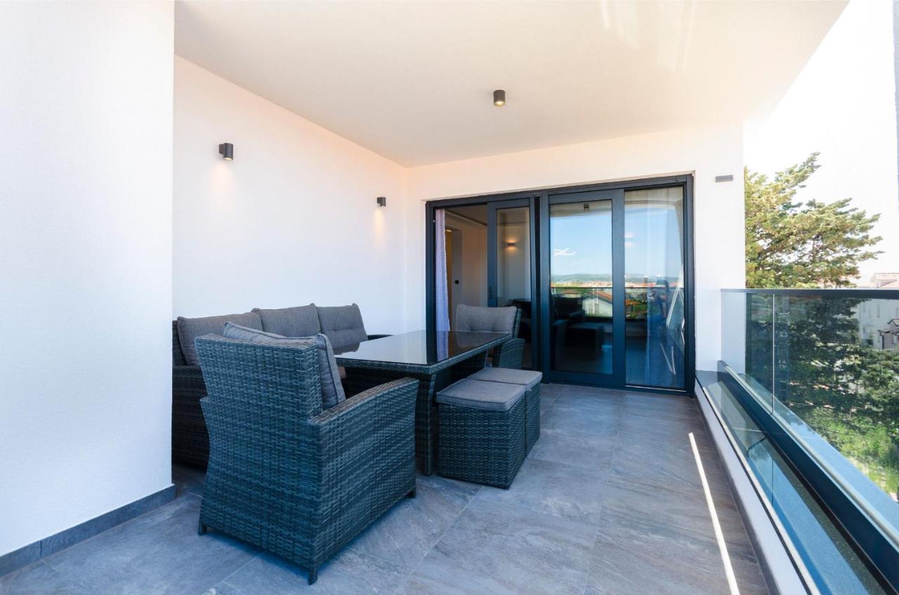 Apartments Villa Casia Srima Eksteriør billede