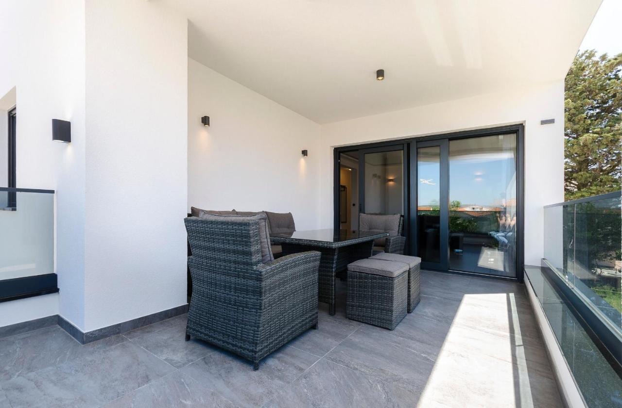 Apartments Villa Casia Srima Eksteriør billede