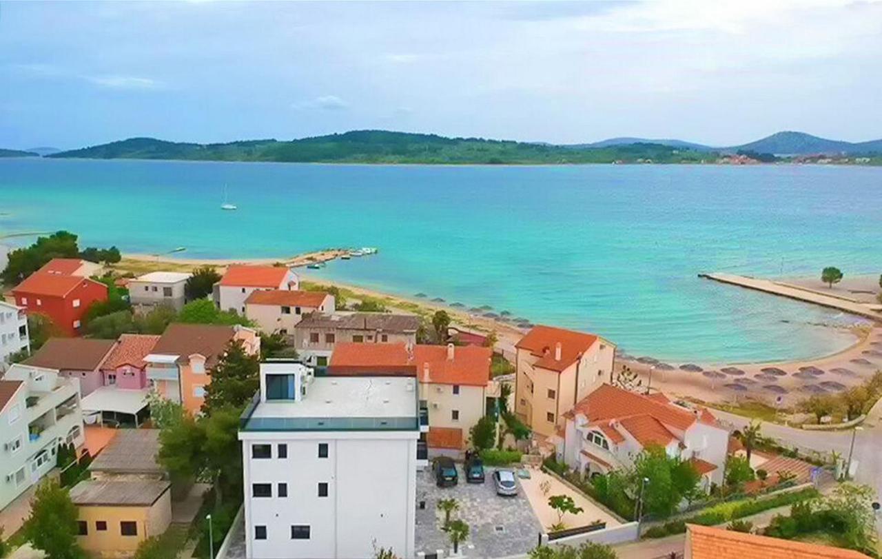 Apartments Villa Casia Srima Eksteriør billede